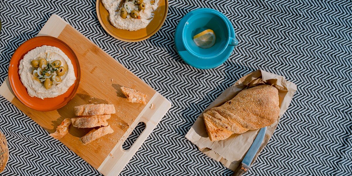 humus y pan cortado recetas